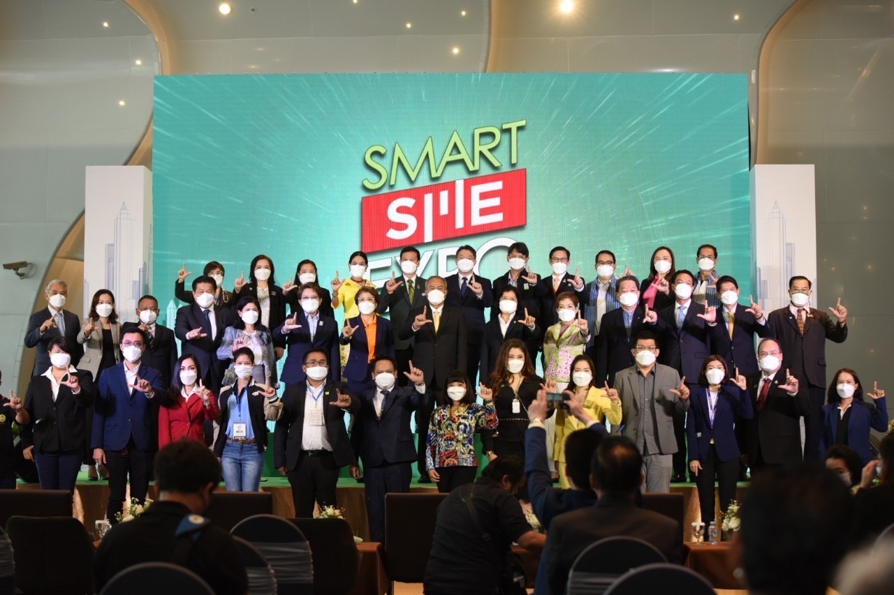 ‘สินิตย์’ นำผู้ประกอบการ โชว์ศักยภาพในงาน “SMART SME EXPO 2021” เพิ่มช่องทางขายสินค้า-จับคู่ธุรกิจ หนุนใช้ FTA เจาะตลาดจีน-อาเซียน