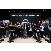 HARLEY-DAVIDSON® Դ໭ CHROME & SHINE  Ѻҹˡҹ¹ 駷 42